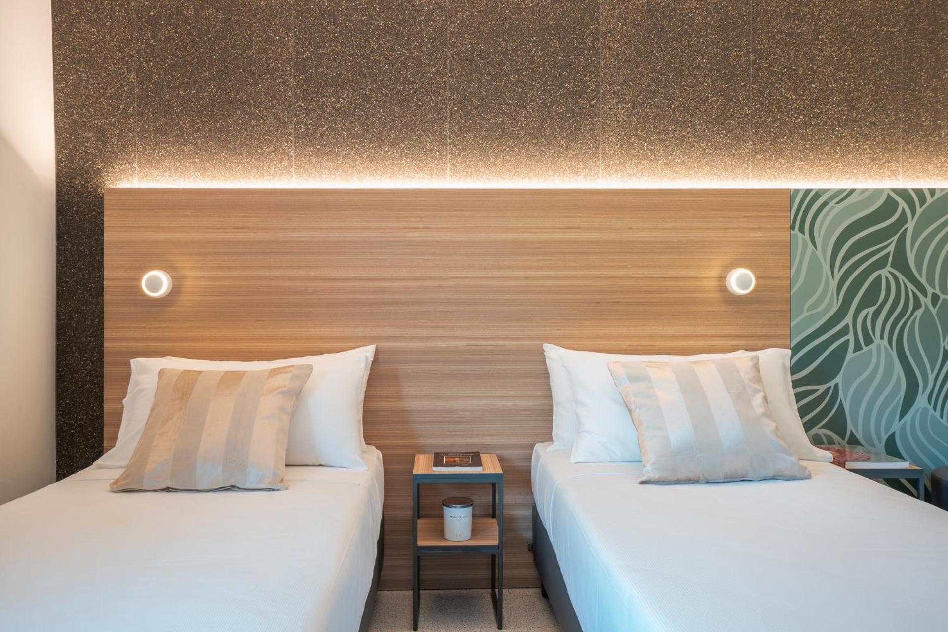 Hub Hotel Gubbio Bagian luar foto