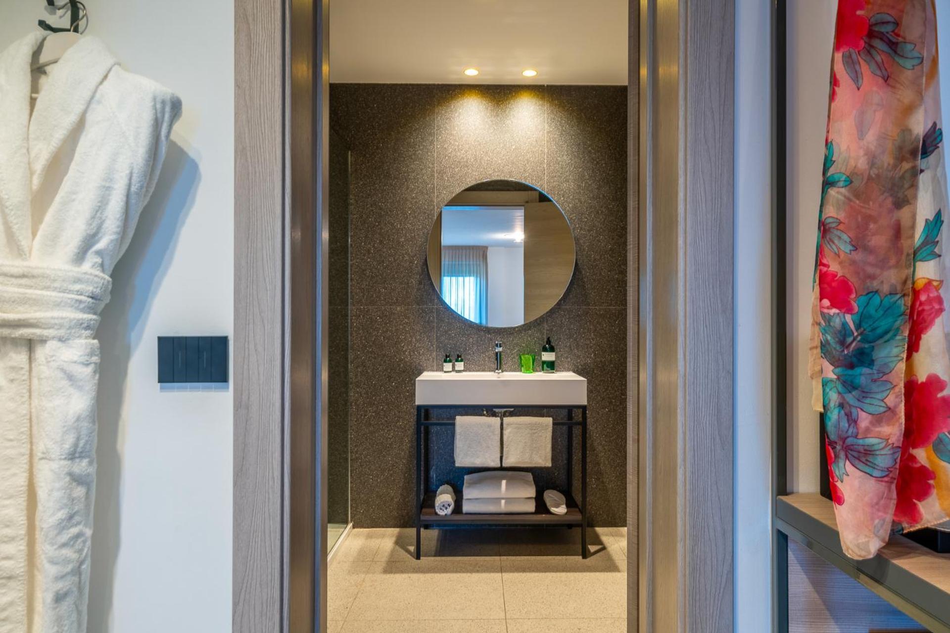 Hub Hotel Gubbio Bagian luar foto