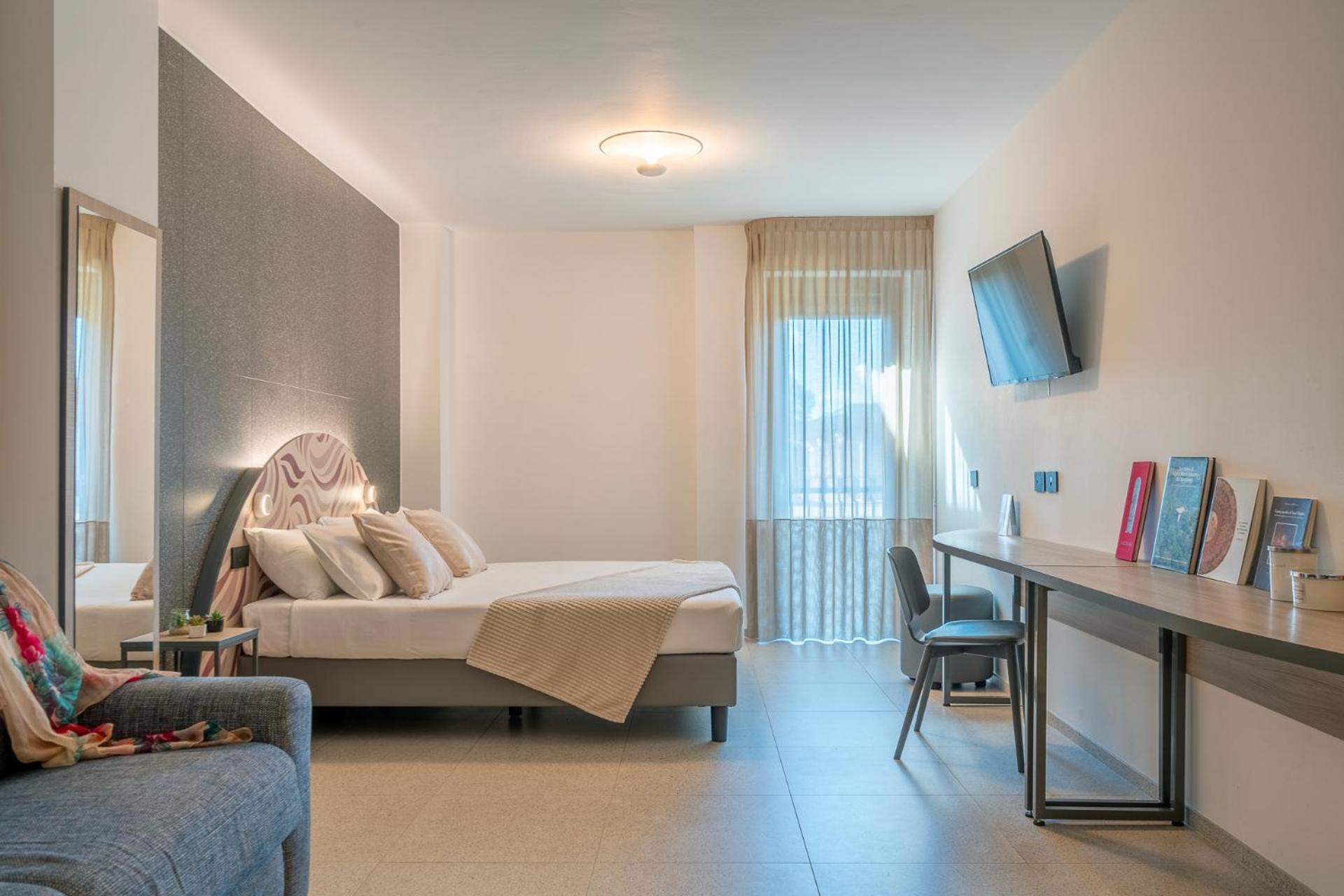 Hub Hotel Gubbio Bagian luar foto